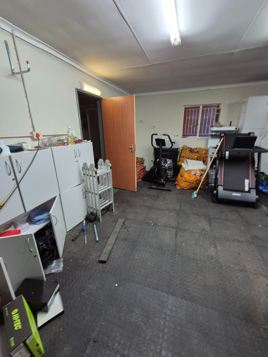 To Let 3 Bedroom Property for Rent in Pellissier Free State